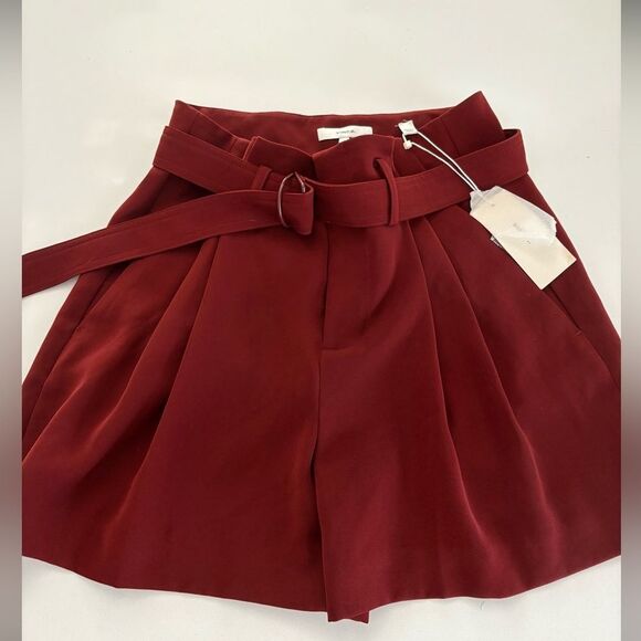 Vince High Red Waisted Belted Shorts - Picture 4 of 8